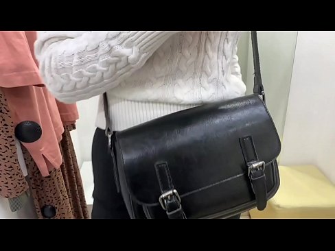 ❤️ Masturbasi publik dari jalang muda FeralBerry dengan dildo di kamar pas ️❌ Pono berkualitas di id.com-fullporner.ru ️❤
